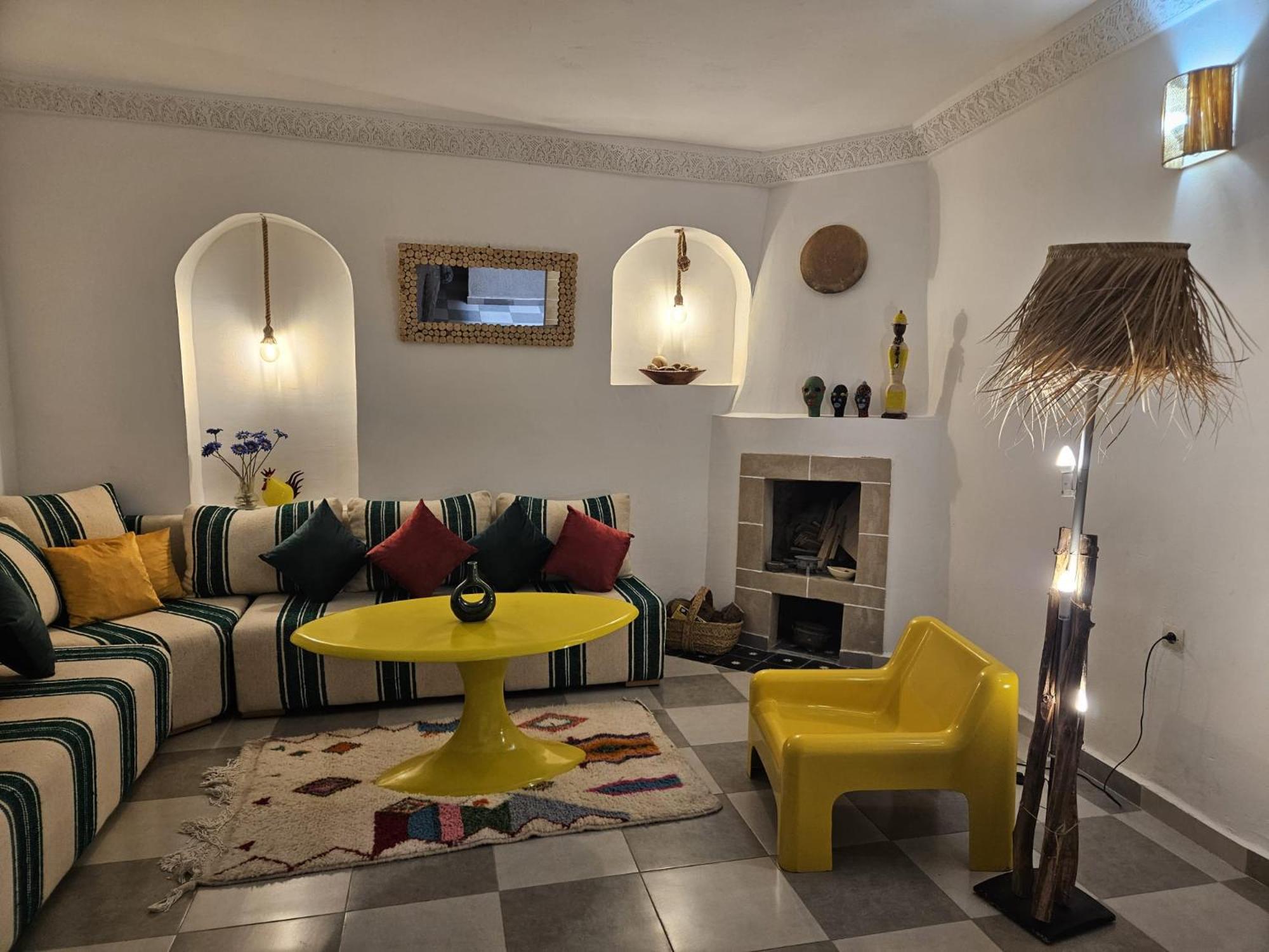 Les Terrasses Suites Home - Yoga Studio 에사우이라 외부 사진